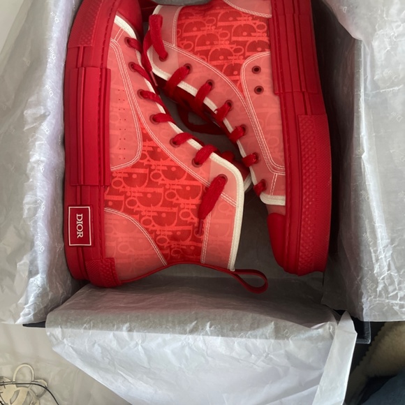 Dior Sneakers - Picture 4 of 7